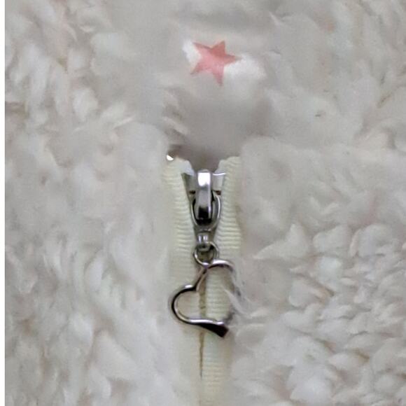 NWT Urban Republic Girls White Teddy Wubby Hoodie Jacket Size 2T - Picture 3 of 7